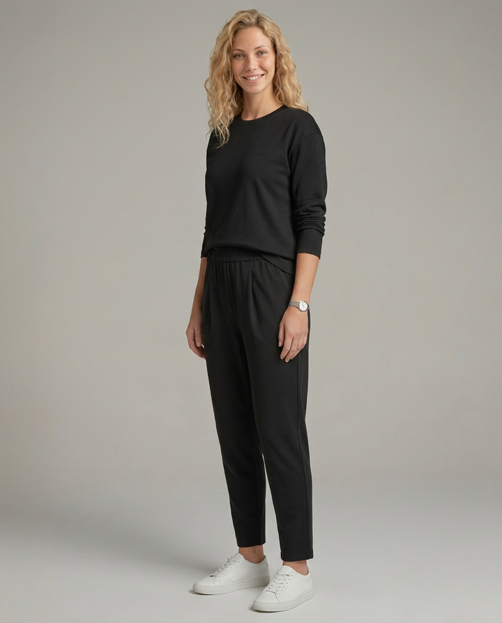 Vera | Two-Piece Set with Tapered Pants