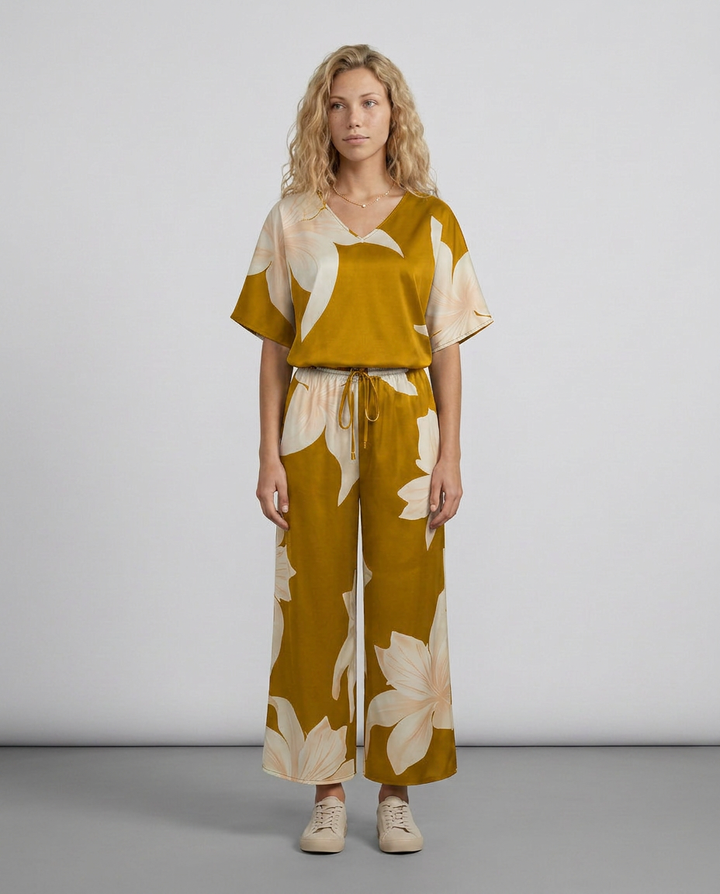 Darcy | Floral Print Jumpsuit with Wide-Leg Pants